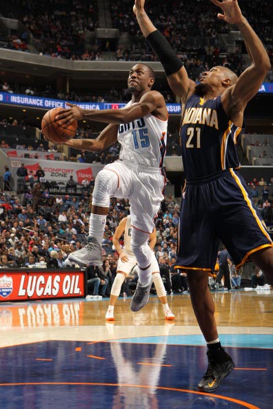 赛中保持最 赛中保持最